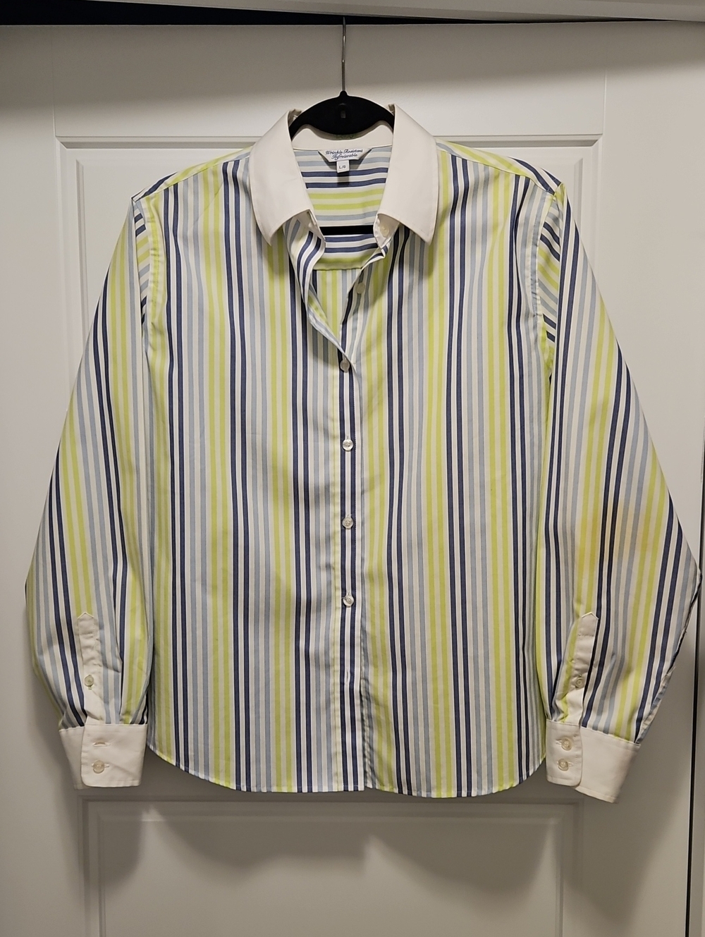 Women's Tabi Button-Down Stripe Shirt in Green, Blue & White with White Collar
